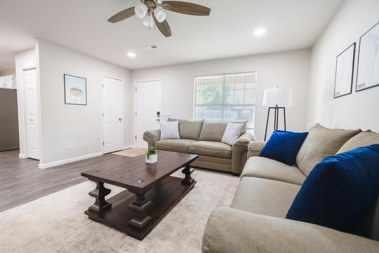 Trailside Townhouse - Close To Downtown & Bike Trails Bentonville Eksteriør billede